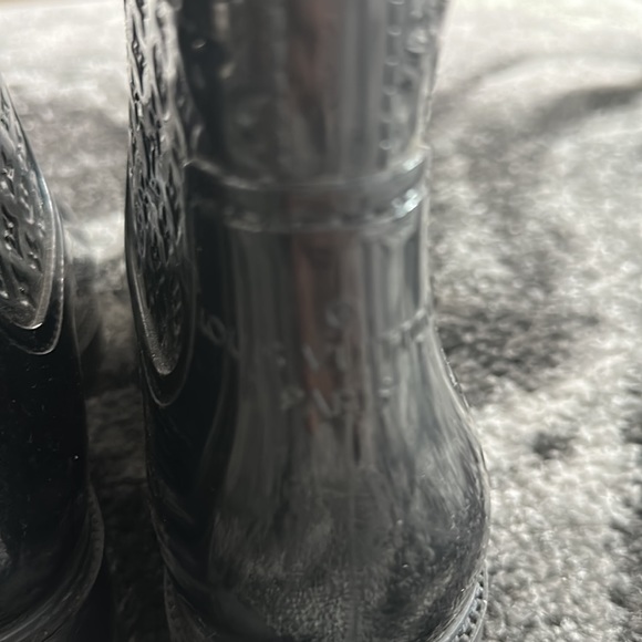 Louis Vuitton Rain Boots - Picture 4 of 6